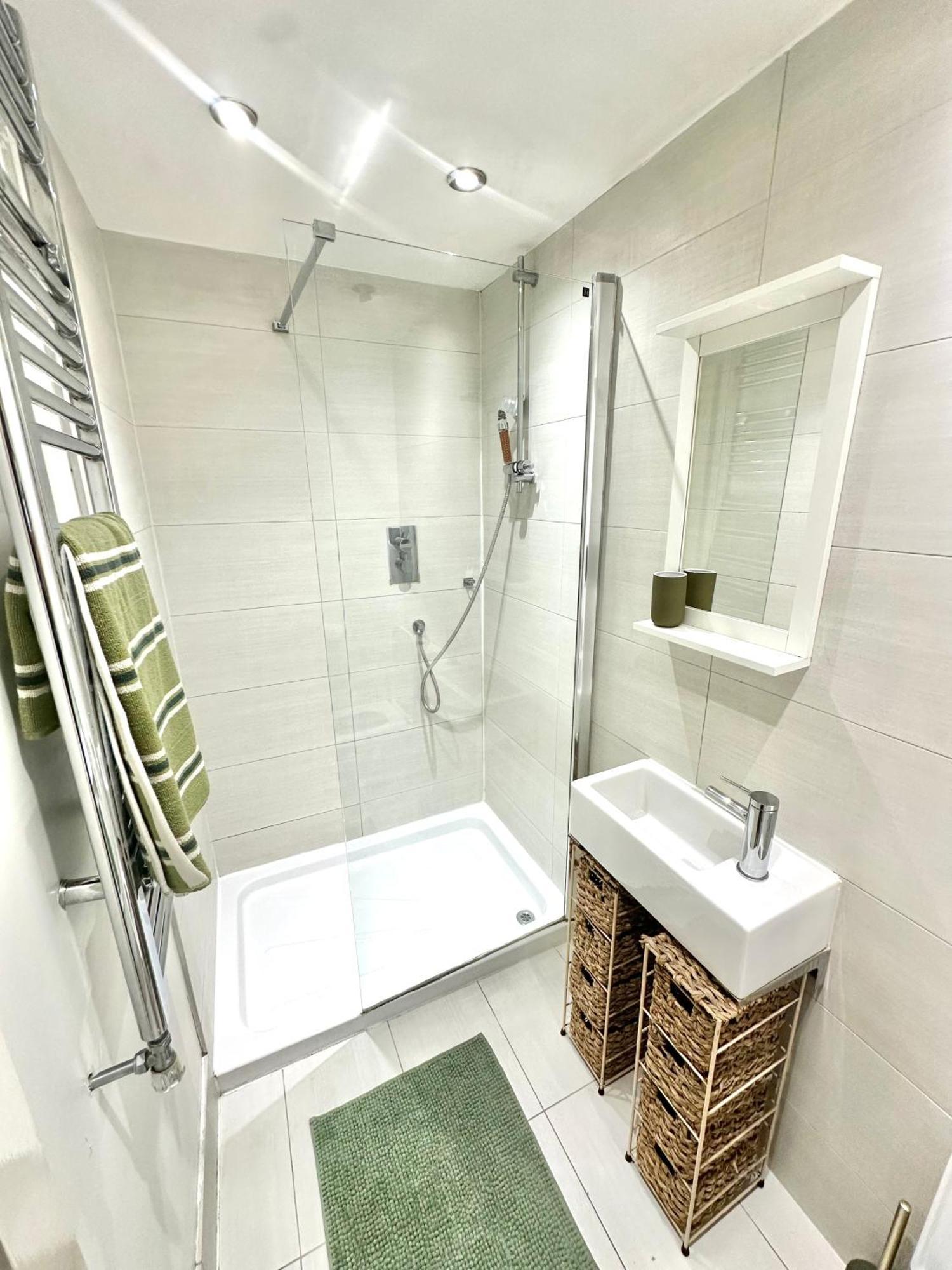 Opulent Oasis In London Apartamento Exterior foto