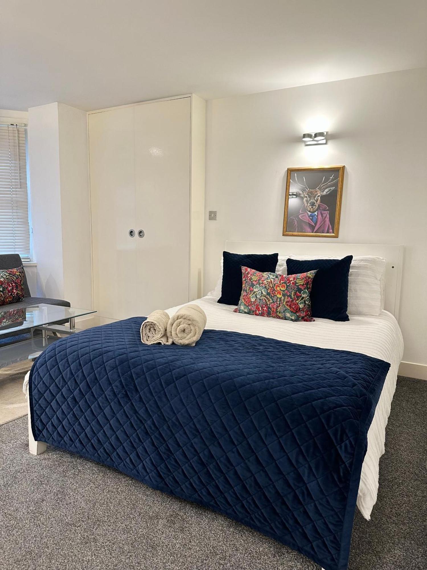 Opulent Oasis In London Apartamento Exterior foto
