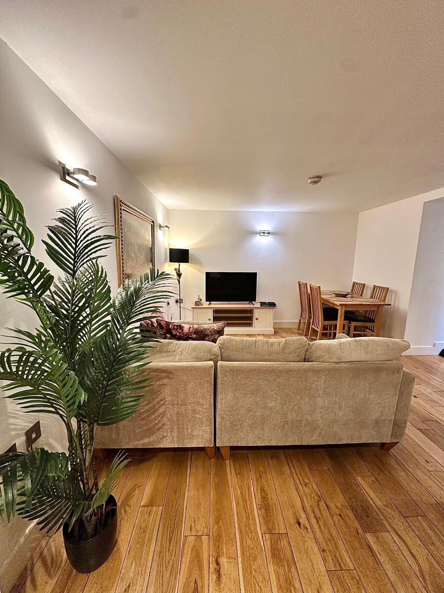 Opulent Oasis In London Apartamento Exterior foto
